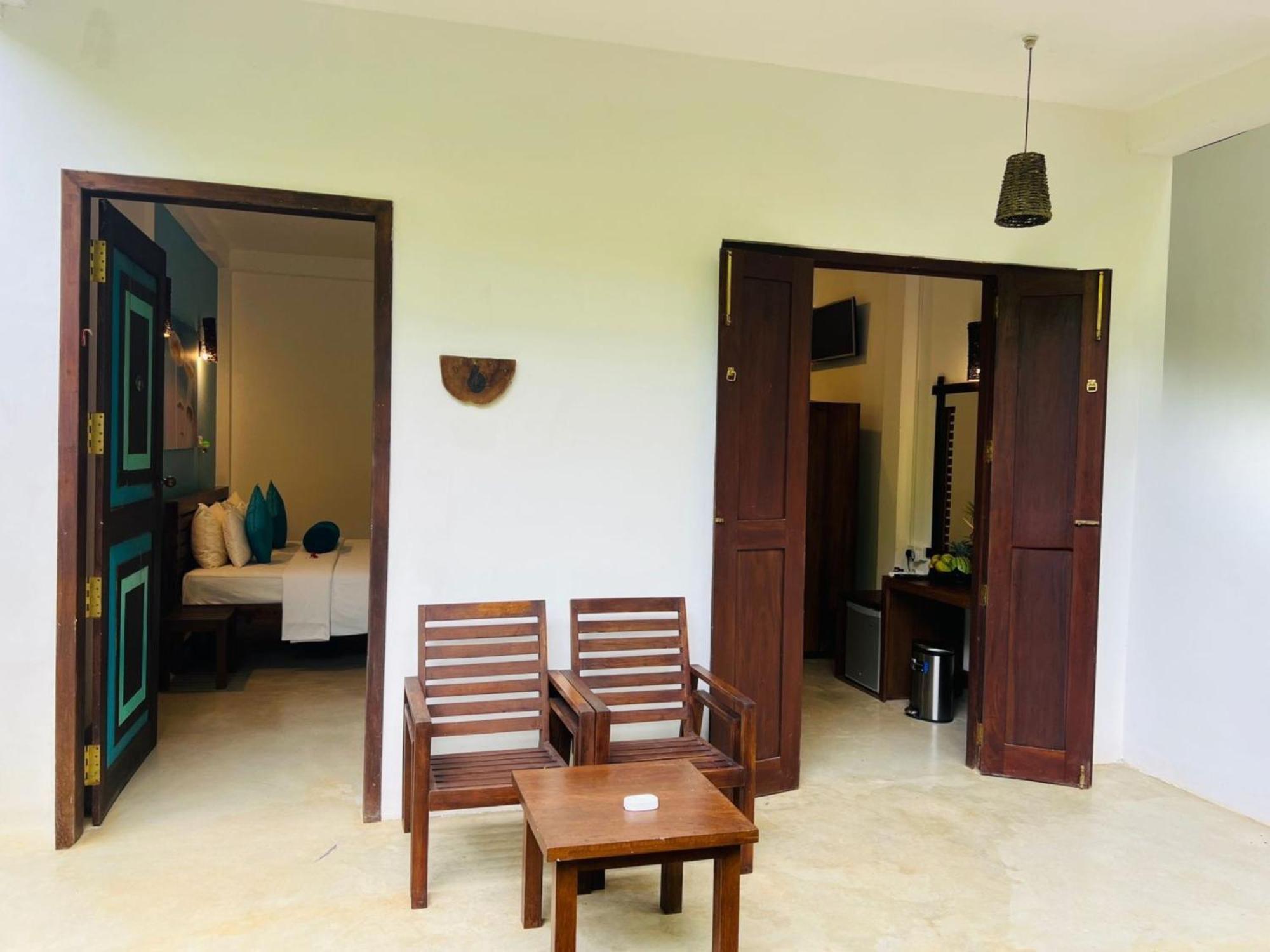 Garcinia Leaf Hotel Хикадува Екстериор снимка