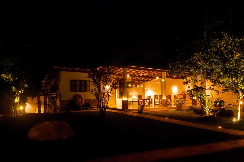Garcinia Leaf Hotel Хикадува Екстериор снимка