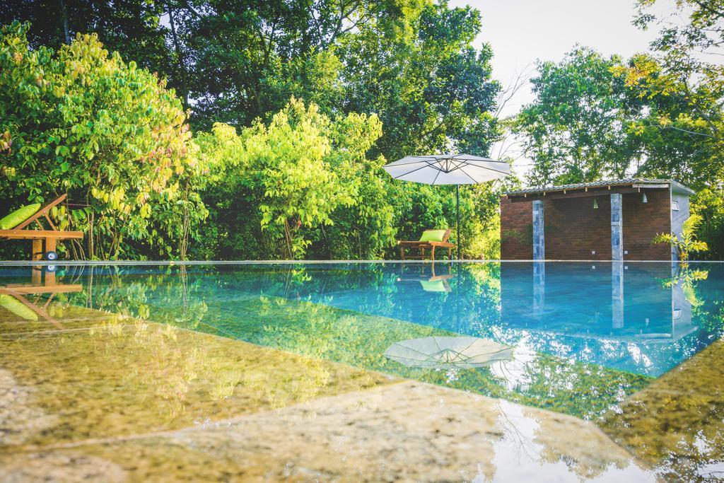 Garcinia Leaf Hotel Хикадува Екстериор снимка