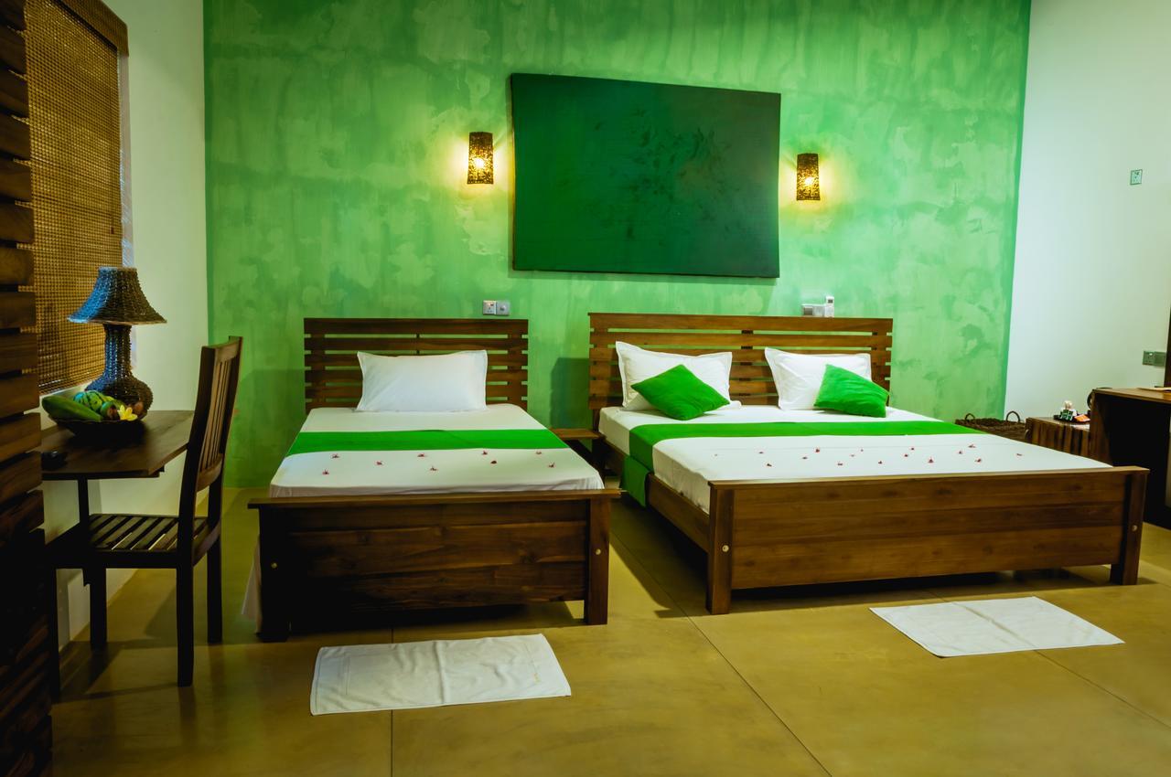 Garcinia Leaf Hotel Хикадува Екстериор снимка