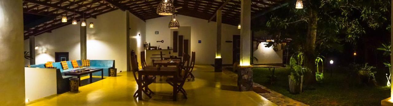 Garcinia Leaf Hotel Хикадува Екстериор снимка